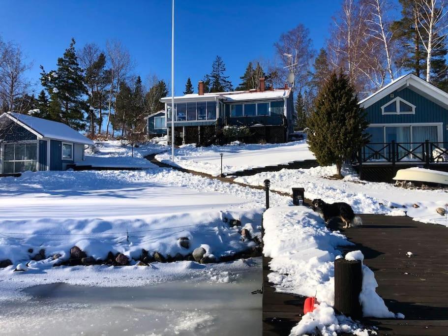 Sjoestuga/Gaesthus I Skaergarden. Åkersberga Exterior foto